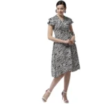 Women's Polyester Animal Print Short Sleeve Knee-Length Dress (Black - White)