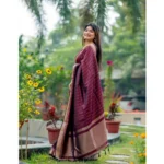 Women's Silk Printed Saree With Unstitched Blouse 5.5Mtr (Maroon) - Image 3
