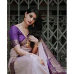 Women's Silk Printed Saree With Unstitched Blouse 5.5Mtr (Purple) - Image 2