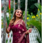 Women's Silk Printed Saree With Unstitched Blouse 5.5Mtr (Wine) - Image 3