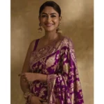 Women's Silk Printed Saree With Unstitched Blouse 5.5Mtr (Purple) - Image 3