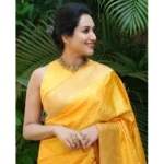 Women's Silk Printed Saree With Unstitched Blouse 5.5Mtr (Yellow) - Image 2