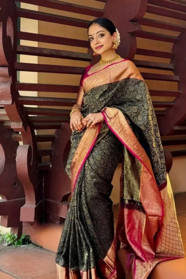 Women's Silk Printed Saree With Unstitched Blouse 5.5Mtr (Green)