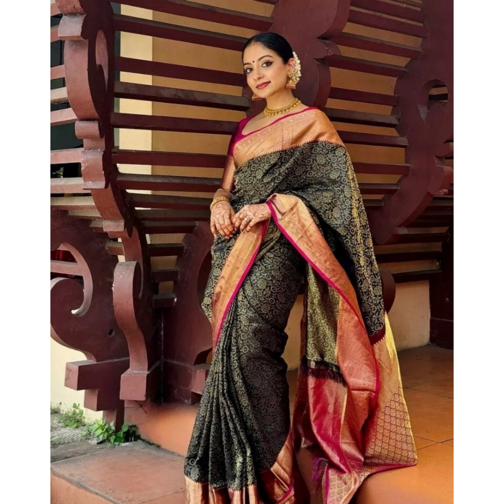 54466036448_40636a727f_o_d-1000x1000-1.webp Women's Silk Printed Saree With Unstitched Blouse 5.5Mtr (Green) - Image 1