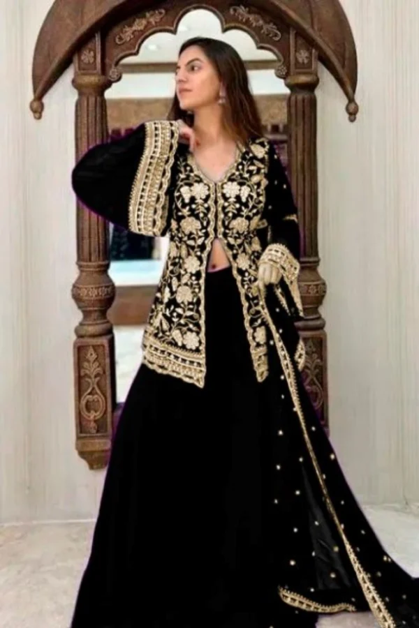 Women's Georgette Embroidery 3-4th Sleeve V-Neck Kurti, Palazzo And Dupatta Set (Black)