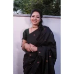 Women's Litchi silk Printed Saree With Unstitched Blouse (Black) - Image 3