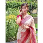 Women's Litchi silk Printed Saree With Unstitched Blouse (Half White) - Image 2