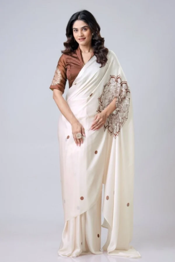 Women's Soft Crepe Silk Printed Ready To Wear Saree With Unstitched Blouse 5.5Mtr (Off White)
