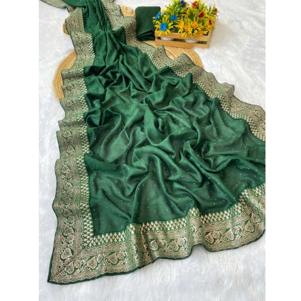 PID-62447-Generic-Women-s-Silk-Embroidred-Saree-With-Unstitched-Blouse-5-5-Mtr-Dark-Green-1-1000x1000-1.webp Women's Silk Embroidred Saree With Unstitched Blouse 5.5Mtr (Dark Green) - Image 1