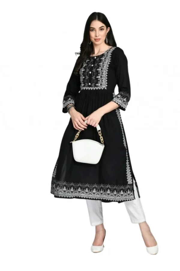 Women's Casual Rayon 3-4th Sleeves Kurti (Black)
