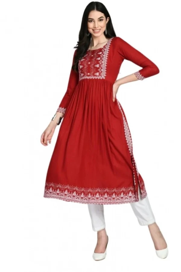 Women's Casual Rayon 3-4th Sleeves Kurti (Maroon)