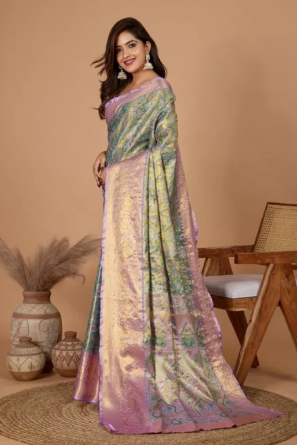 Women's Jacquard Saree With Unstitched Blouse 5.5Mtr (Multicolor)