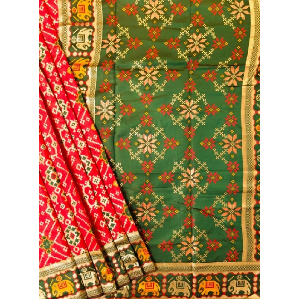 PID-65632-Generic-Women-S-Patola-Silk-Meena-And-Zari-Woven-Saree-With-Unstitched-Blouse-5-5-Mtr-Red-1000x1000-1.webp Women's Patola Silk Meena And Zari Woven Saree With Unstitched Blouse 5.5MtrĀ (Red) - Image 1