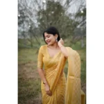 Women's Silk_Blend Checked Saree With Unstitched Blouse 5.5Mtr (Yellow) - Image 3
