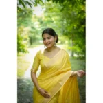 Women's Faux_Banarasi Lining Pattern Saree With Unstitched Blouse 5.5Mtr (Yellow) - Image 2