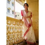 Women's Cotton  Printed Saree With Unstitched Blouse 5.5Mtr (White) - Image 2