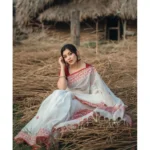 Women's Cotton  Printed Saree With Unstitched Blouse 5.5Mtr (White-Red) - Image 2