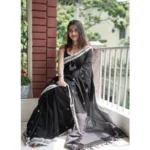 Women's Cotton  Printed Saree With Unstitched Blouse 5.5Mtr (Black) - Image 2