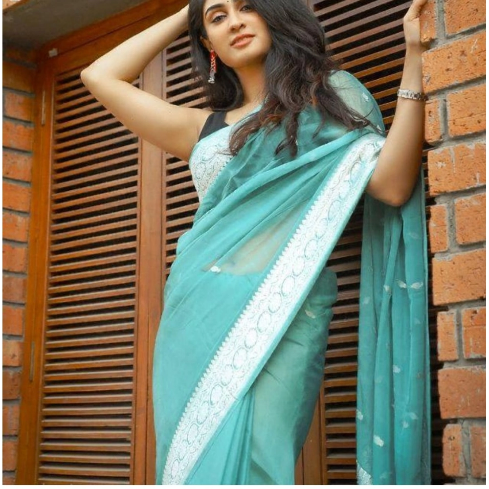 54464940432_0f8bed7931_o_d-1000x1000-1.webp Women's Cotton Printed Saree With Unstitched Blouse 5.5Mtr (Sky Blue) - Image 1