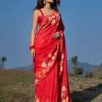 Women's Linen Floral Printed Saree With Unstitched Blouse - 5.5 Mtr (Red)