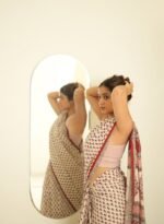 Women's Linen Printed Saree With Unstitched Blouse - 5.5 Mtr (Off White) - Image 4