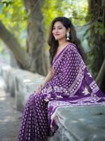 Women's Linen Printed Saree With Unstitched Blouse - 5.5 Mtr (Purple) - Image 4