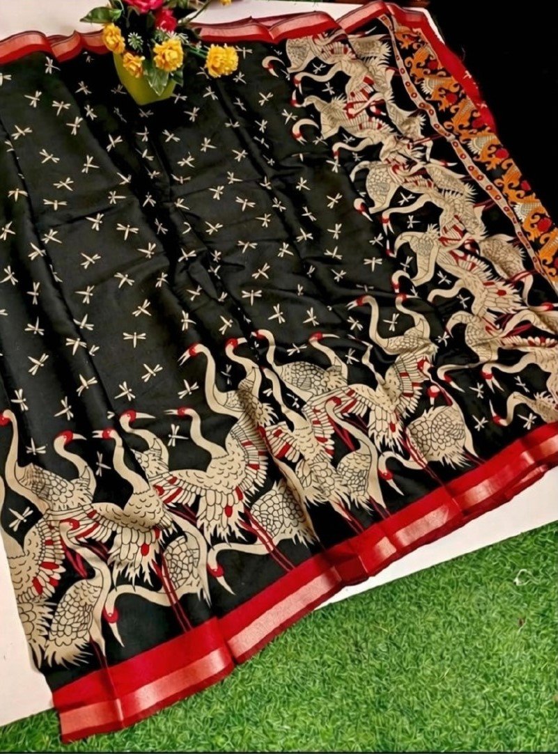PID-68092-Women-s-Linen-Floral-Printed-Saree-With-Unstitched-Blouse-5-5-Mtr-Red-1.jpg Women's Linen Kalamkari Printed Saree With Unstitched Blouse - 5.5 Mtr (Black-Red) - Image 1