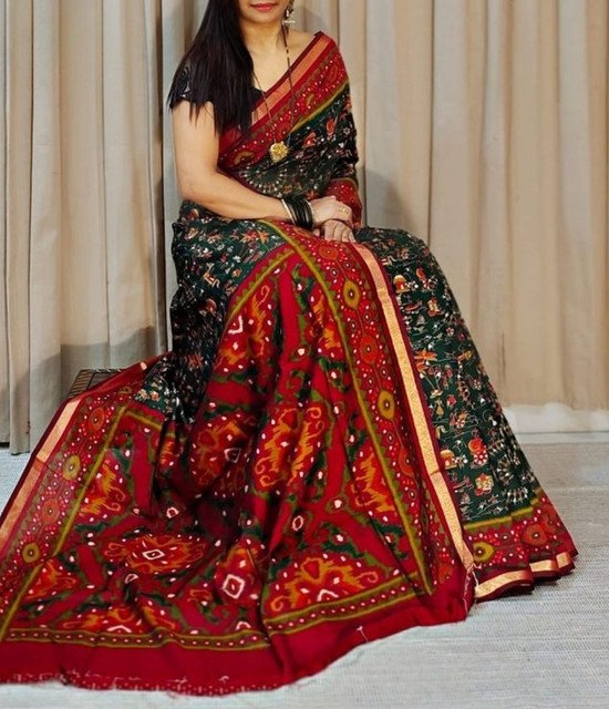 Bg Remover 8 - BSB253SAVYYYC592_M_GreenRed_Main Women's Linen Printed Saree With Unstitched Blouse - 5.5 Mtr (Green-Red) - Image 1