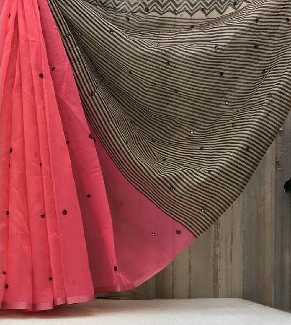 Bg Remover 8 - BSB253SAVYYYC601_R_Red_Main Women's Linen Striped Saree With Unstitched Blouse - 5.5 Mtr (Pink) - Image 1