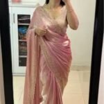 Women's Fendy Chiffon Embellished Saree With Unstitched Blouse - 5.5 Mtr (Peach)